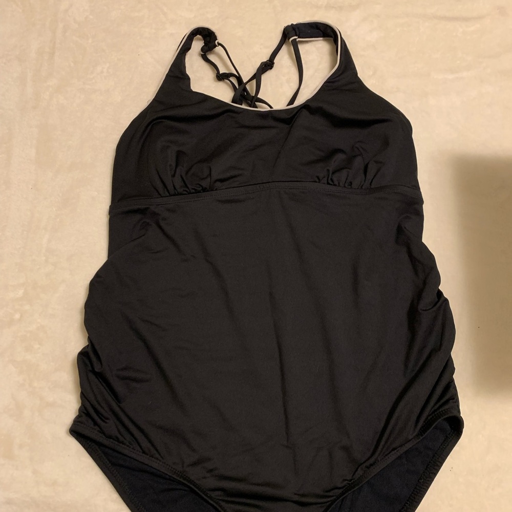 A Pea in a pod maternity bathing suit